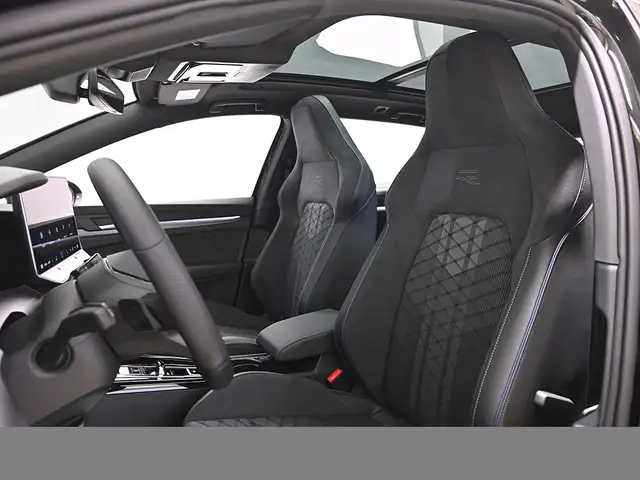 Volkswagen Golf view 9