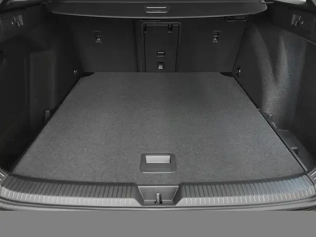 Volkswagen Golf view 8