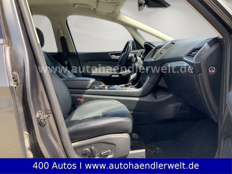 Ford S-Max 2.0 TDCi Titanium AWD — photo 13