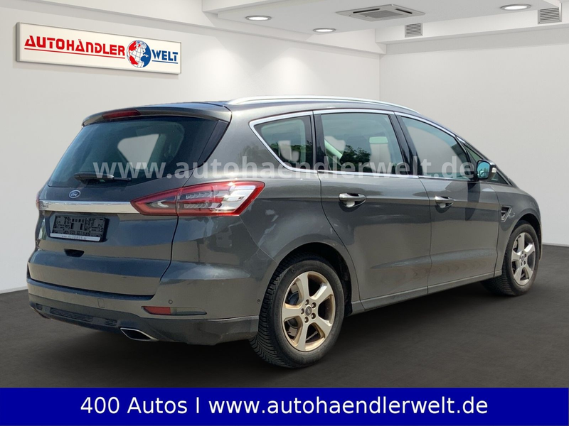 Ford S-Max 2.0 TDCi Titanium AWD — photo 5