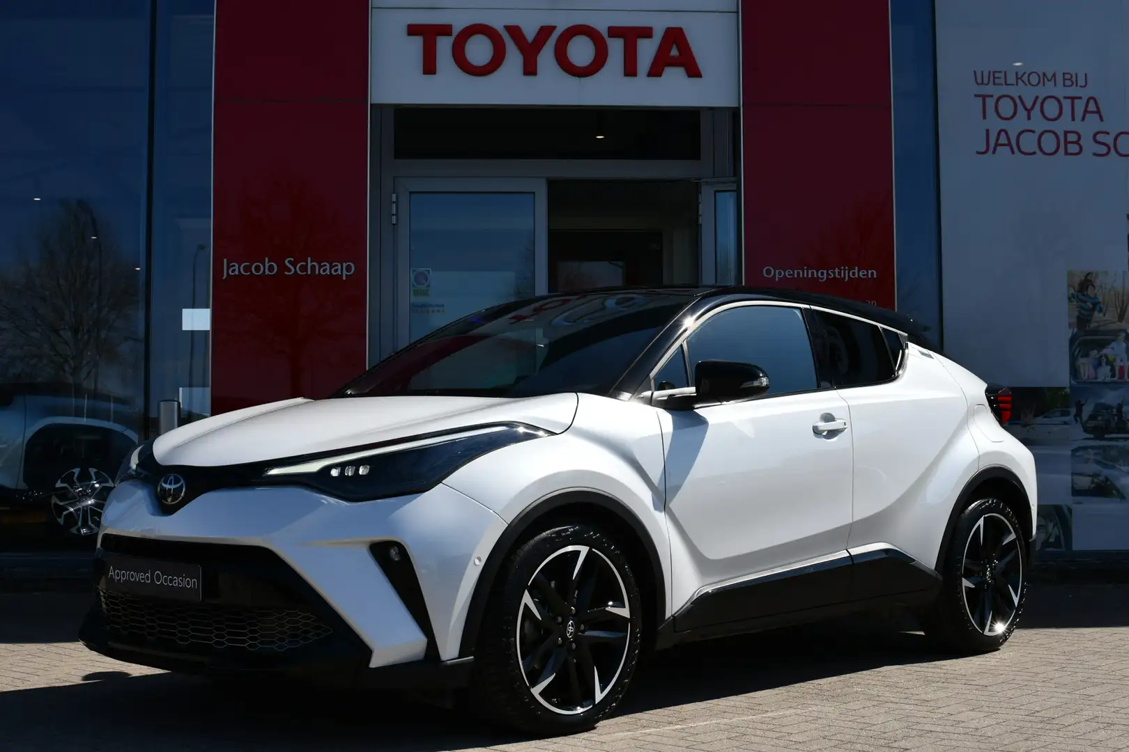 Toyota C-HR 1.8 Hybrid GR-Sport Limited Automaat 122pk | Dodeh Blanco - 1