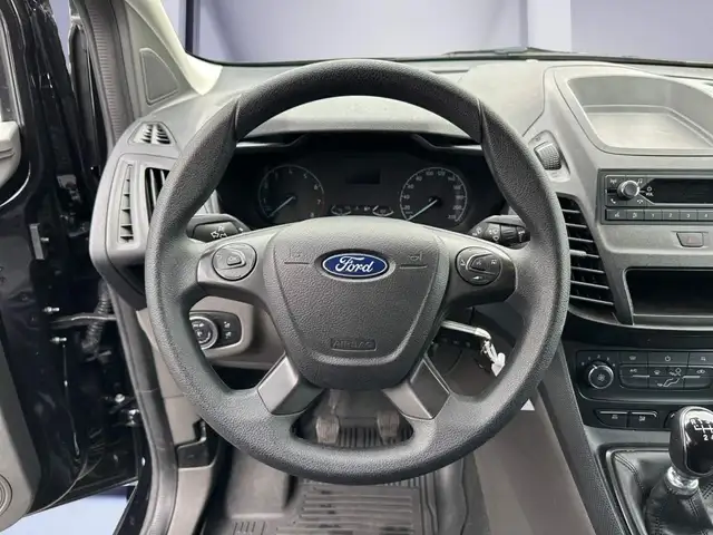 Ford Transit Connect view 11