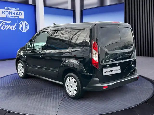 Ford Transit Connect view 4