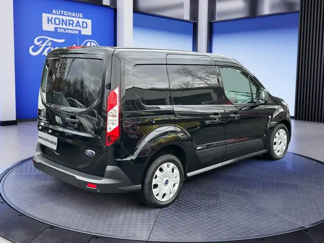 Ford Transit Connect view 5