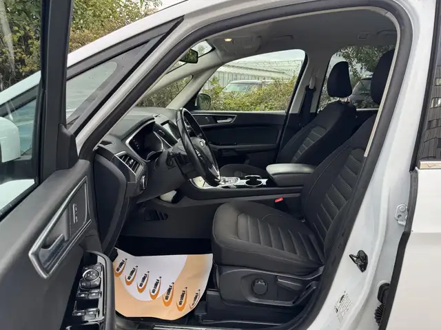 Ford Galaxy view 8