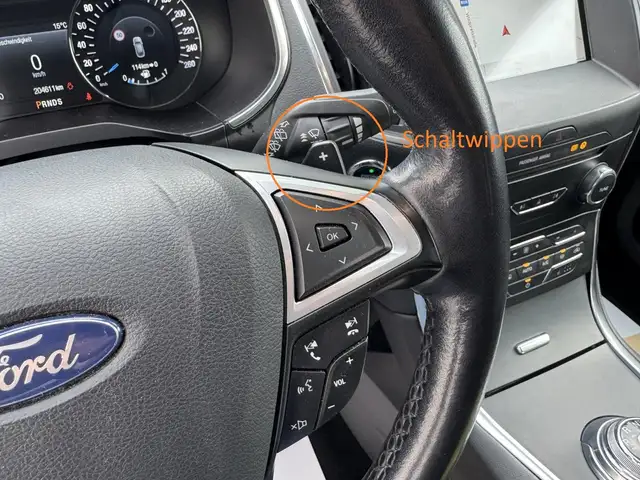 Ford Galaxy view 13