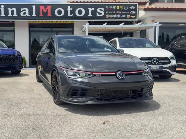 Volkswagen Golf main image