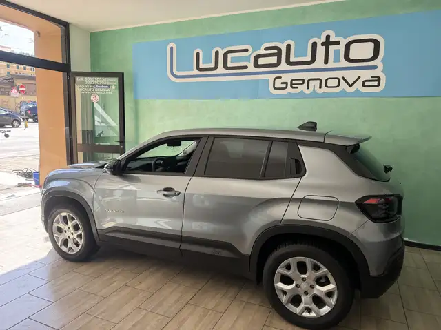 Jeep Avenger Altitude navi camera 360 Sound JBL