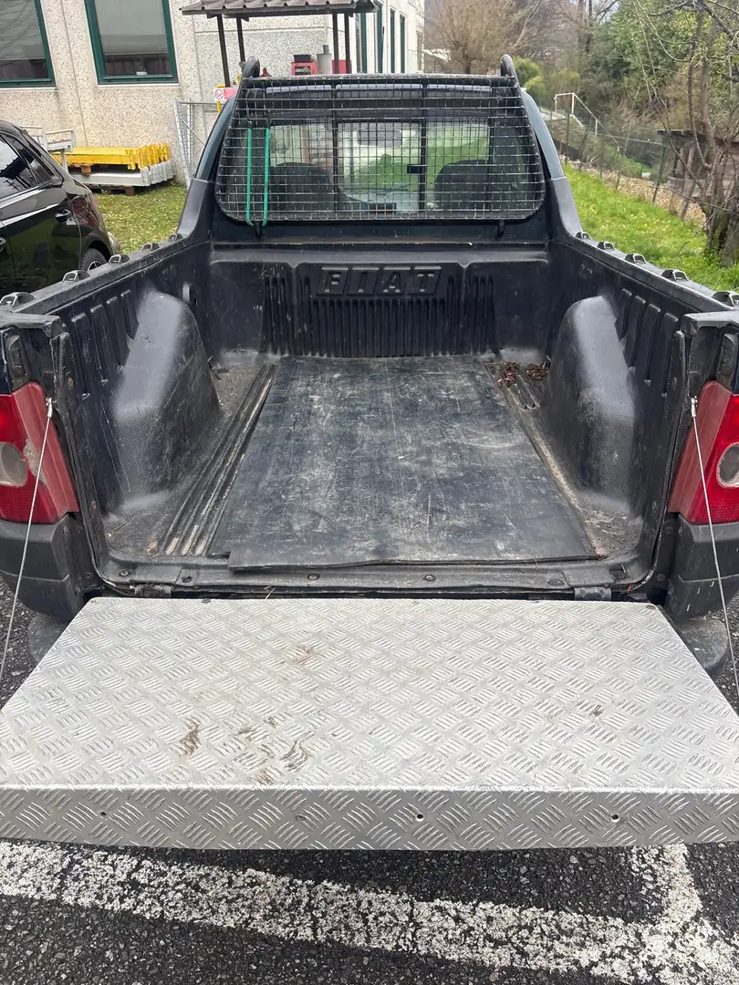Fiat Strada - 2