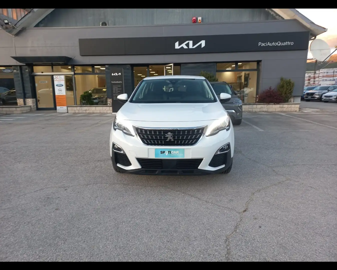 Peugeot 3008 1.5 BlueHDi Business Bianco - 2