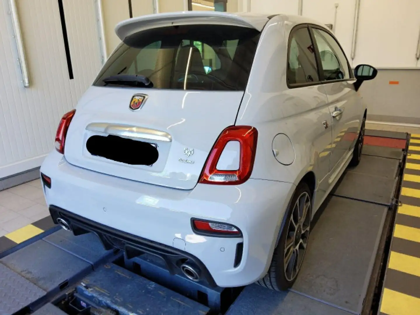 Abarth 595 Turismo 1.4 T-jet Navi PDC Beats Audio LEDER Szary - 2
