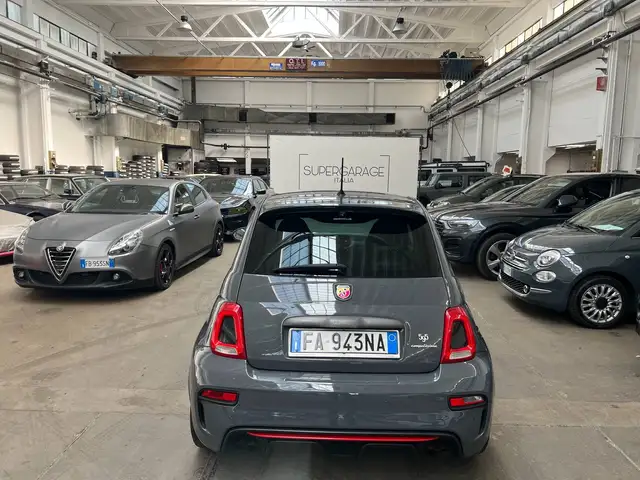 Abarth 595 view 6