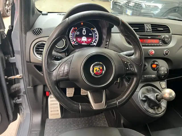 Abarth 595 view 9
