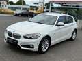 BMW 118 i Urban Line Weiß - thumbnail 2