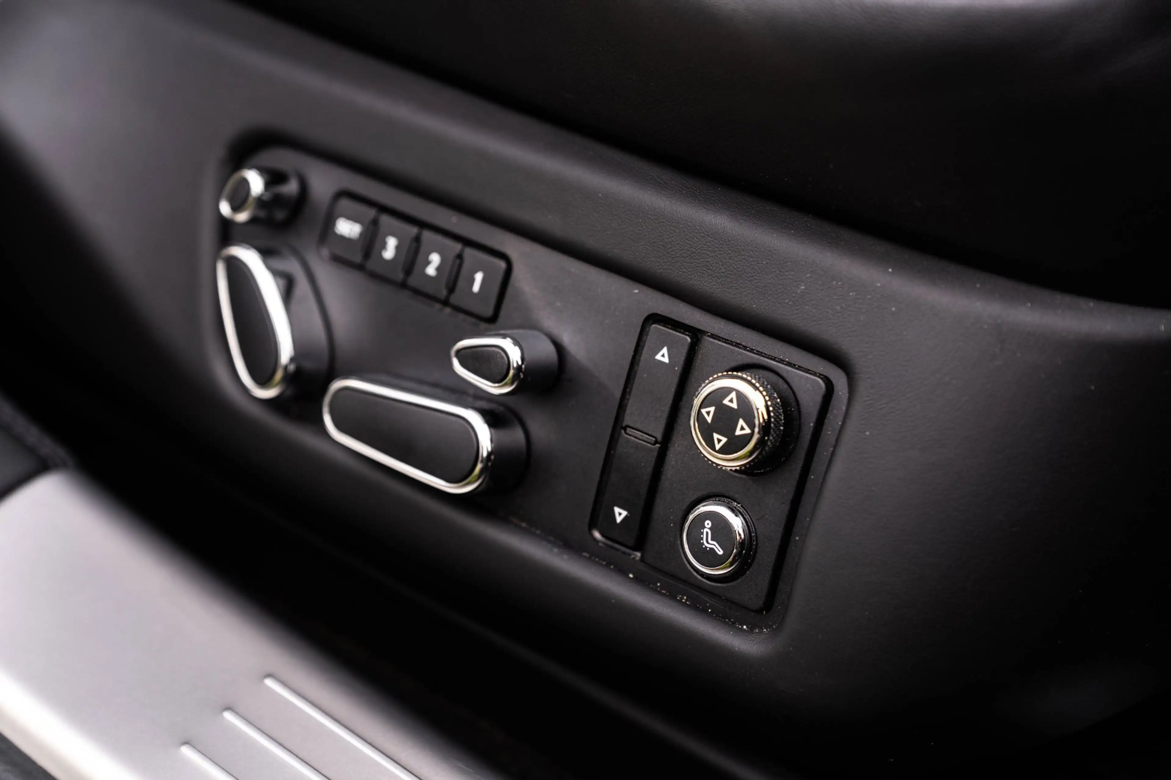Bentley Flying Spur 4.0 V8 507 PK | Massage | Softclose | Schuifdak | — photo 37