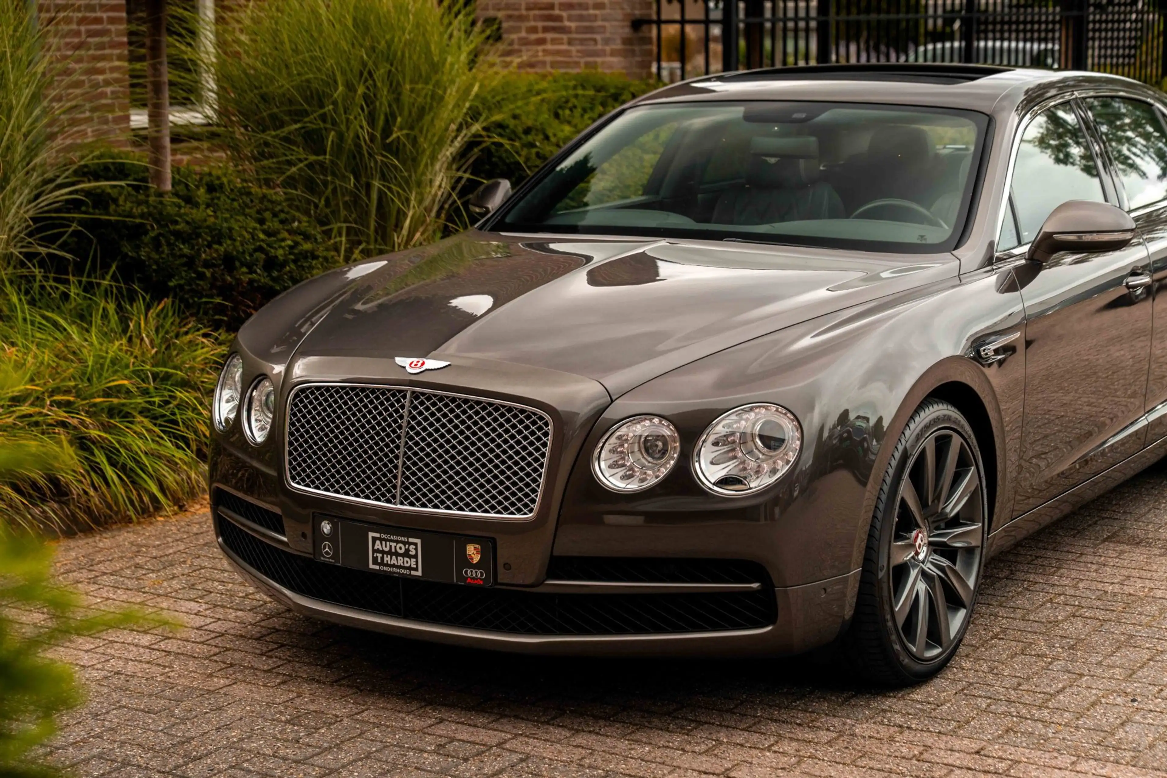 Bentley Flying Spur 4.0 V8 507 PK | Massage | Softclose | Schuifdak | — photo 8