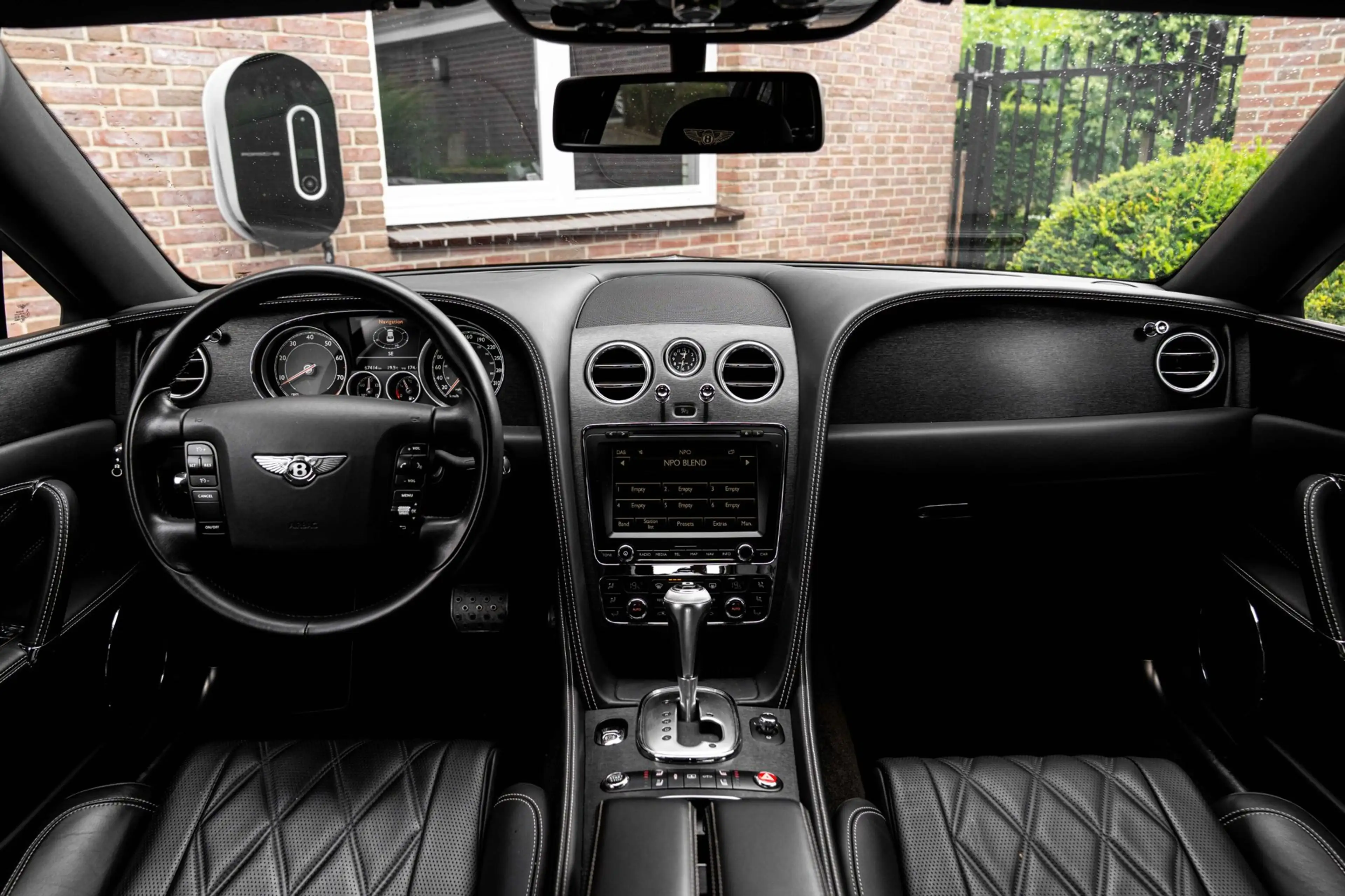 Bentley Flying Spur 4.0 V8 507 PK | Massage | Softclose | Schuifdak | — photo 12