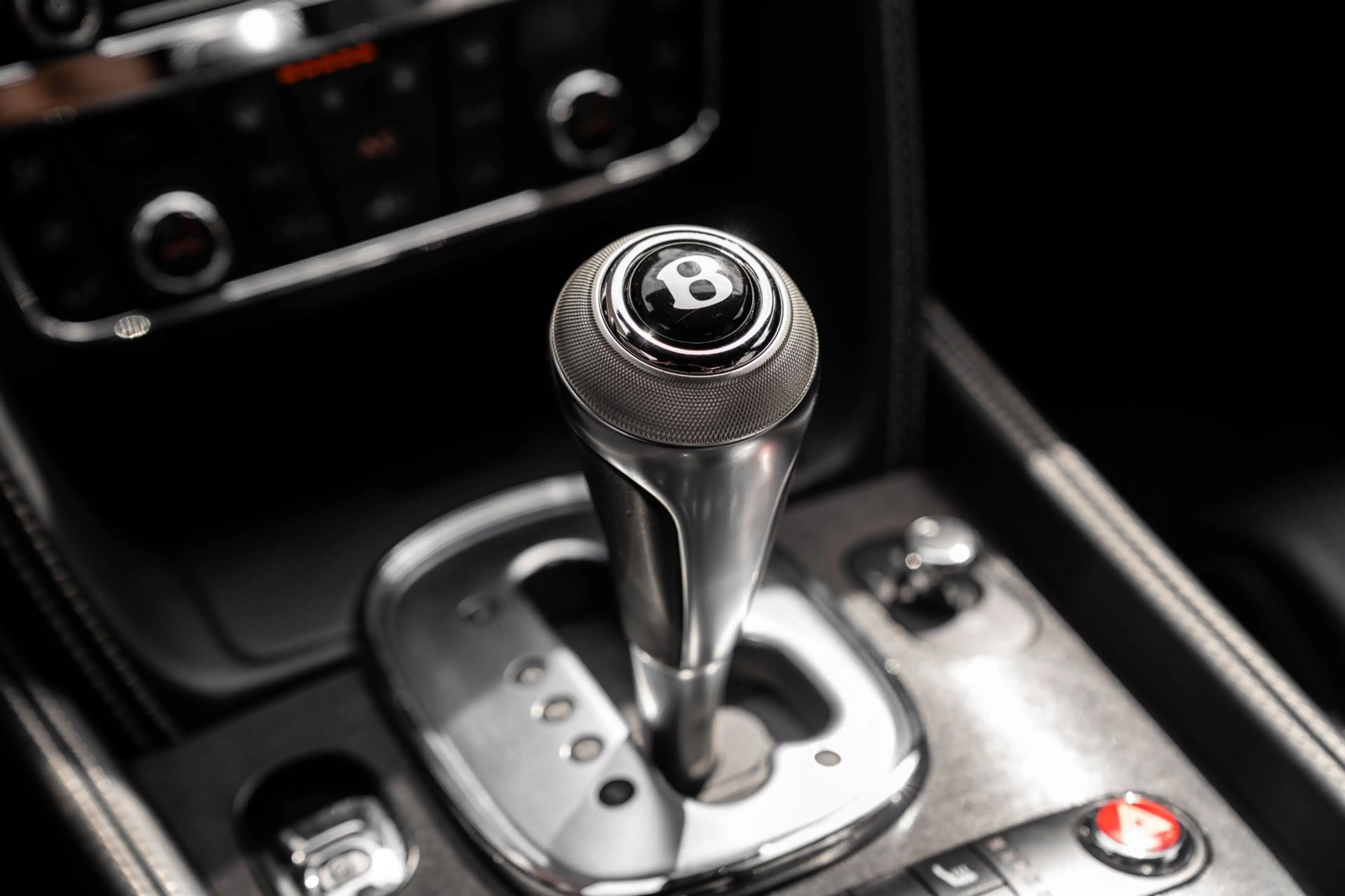 Bentley Flying Spur 4.0 V8 507 PK | Massage | Softclose | Schuifdak | — photo 31