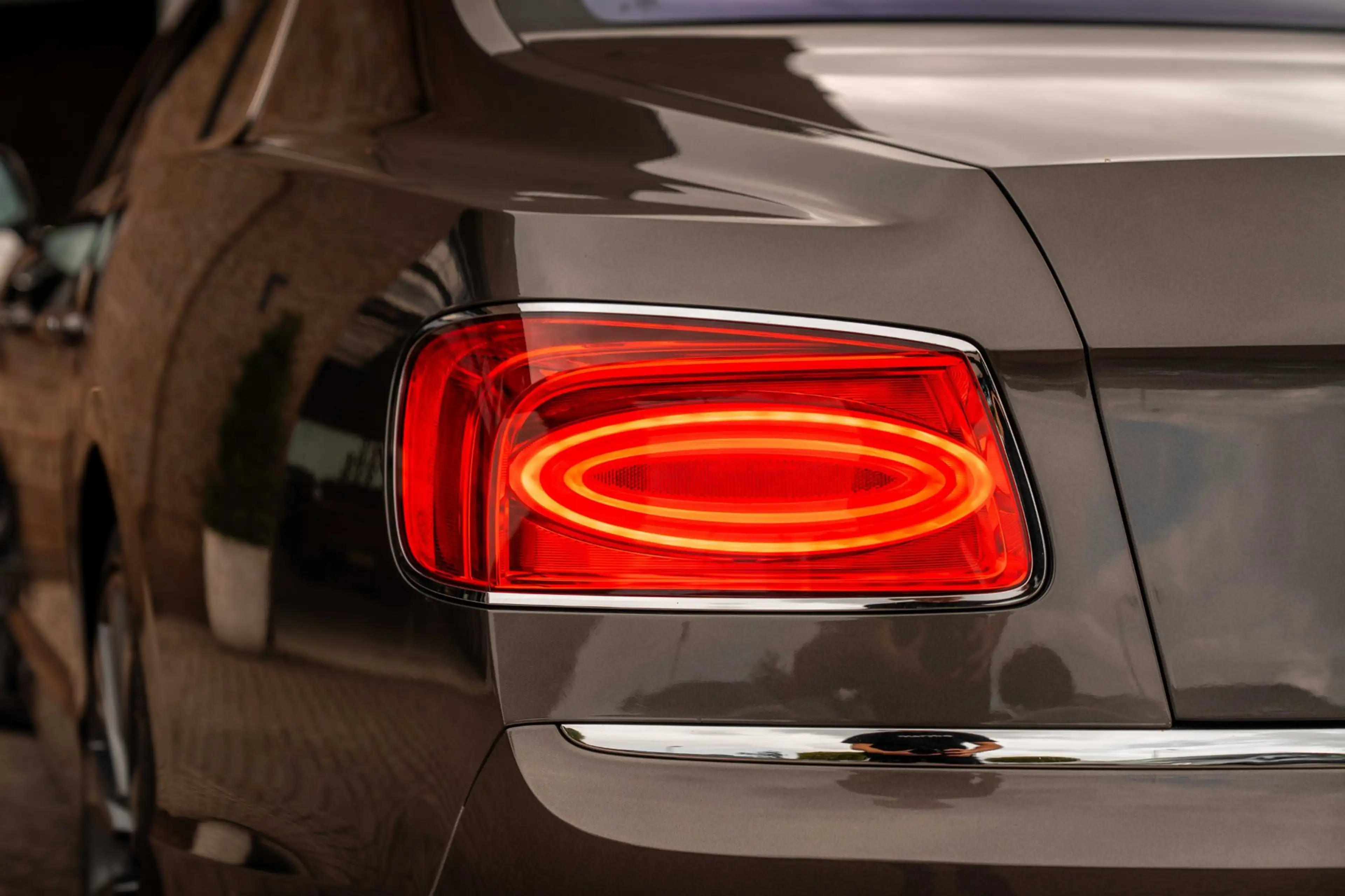 Bentley Flying Spur 4.0 V8 507 PK | Massage | Softclose | Schuifdak | — photo 50