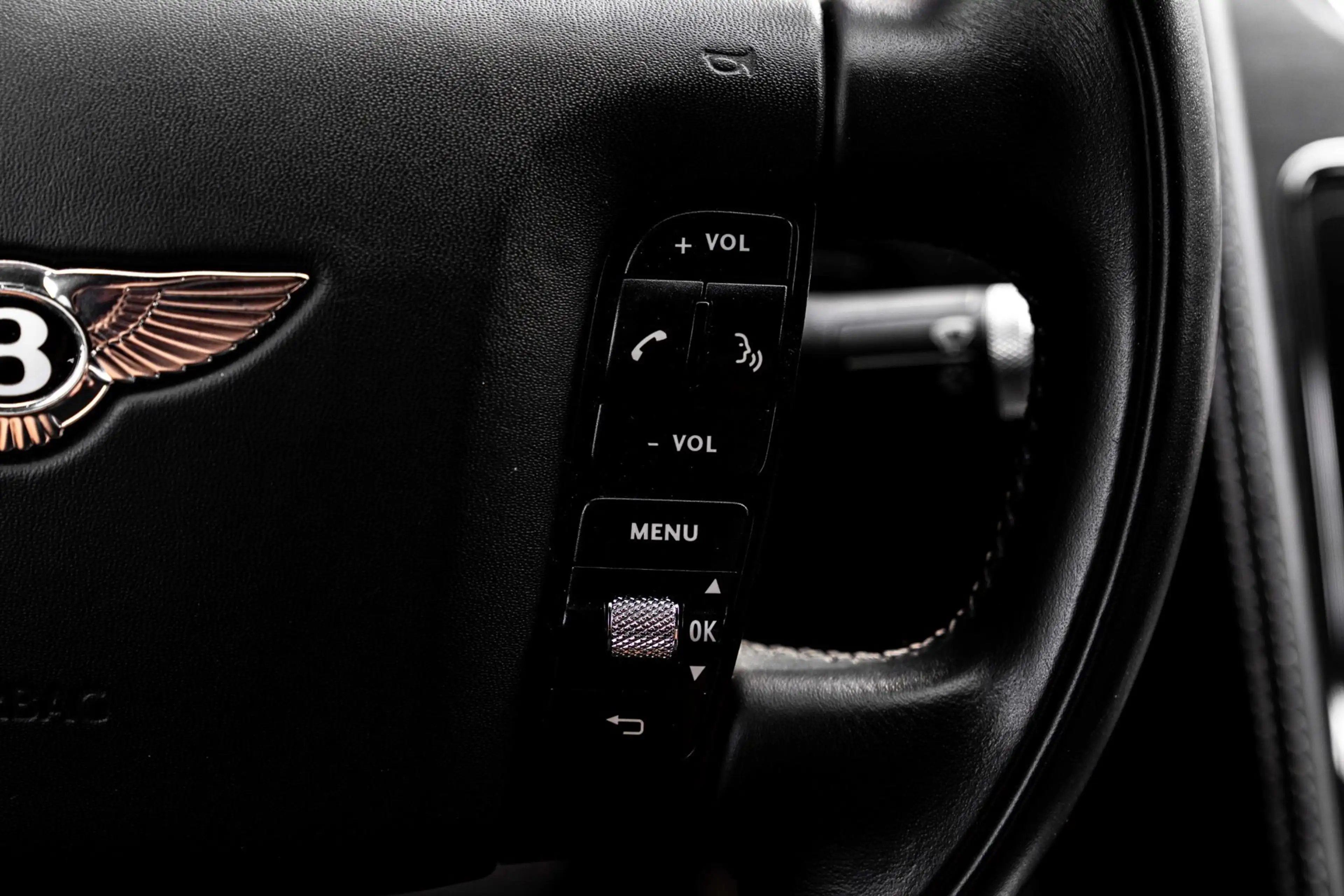 Bentley Flying Spur 4.0 V8 507 PK | Massage | Softclose | Schuifdak | — photo 43