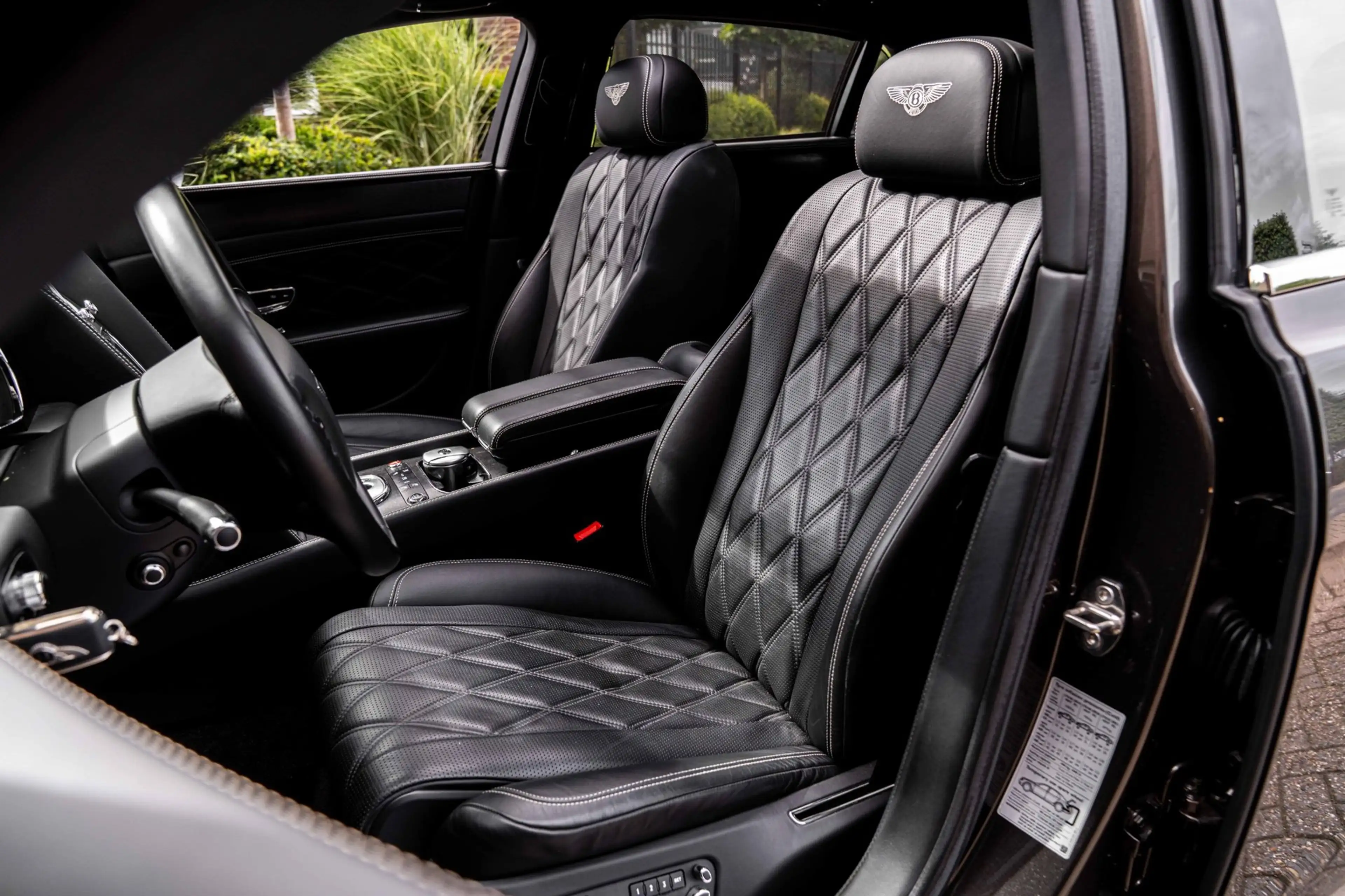 Bentley Flying Spur 4.0 V8 507 PK | Massage | Softclose | Schuifdak | — photo 13