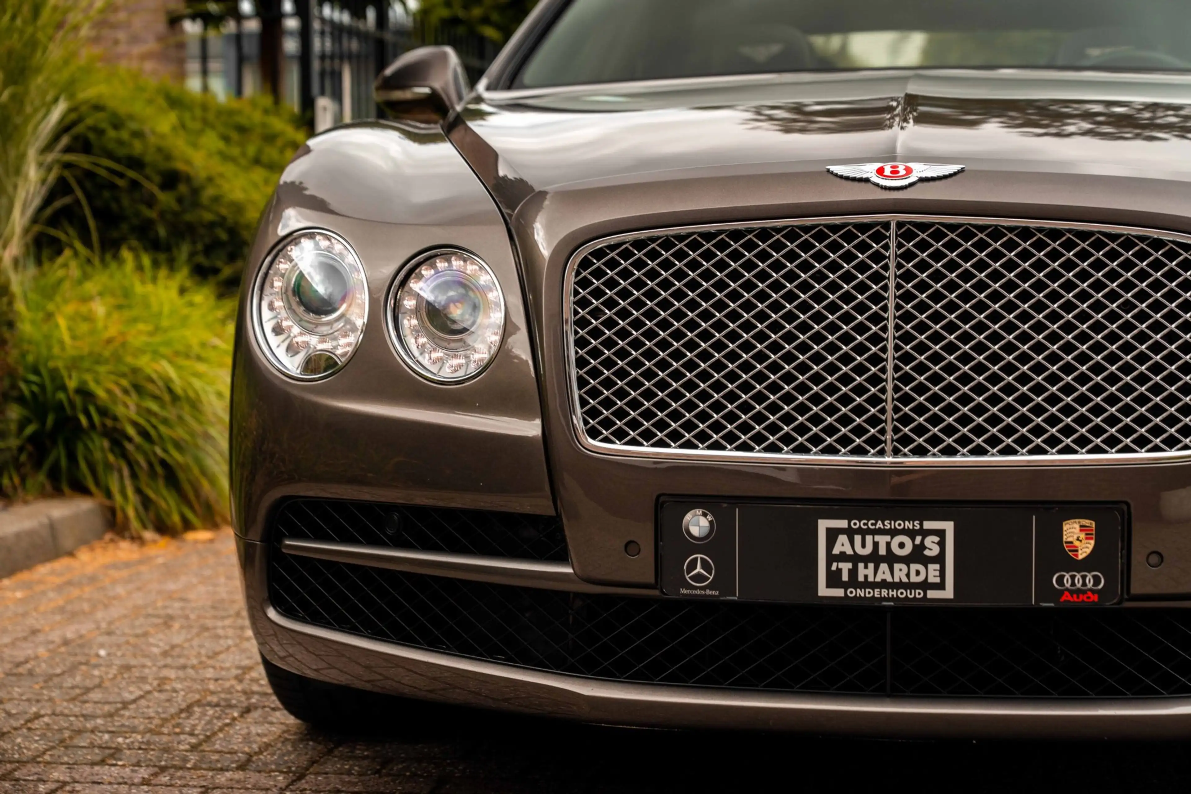 Bentley Flying Spur 4.0 V8 507 PK | Massage | Softclose | Schuifdak | — photo 48