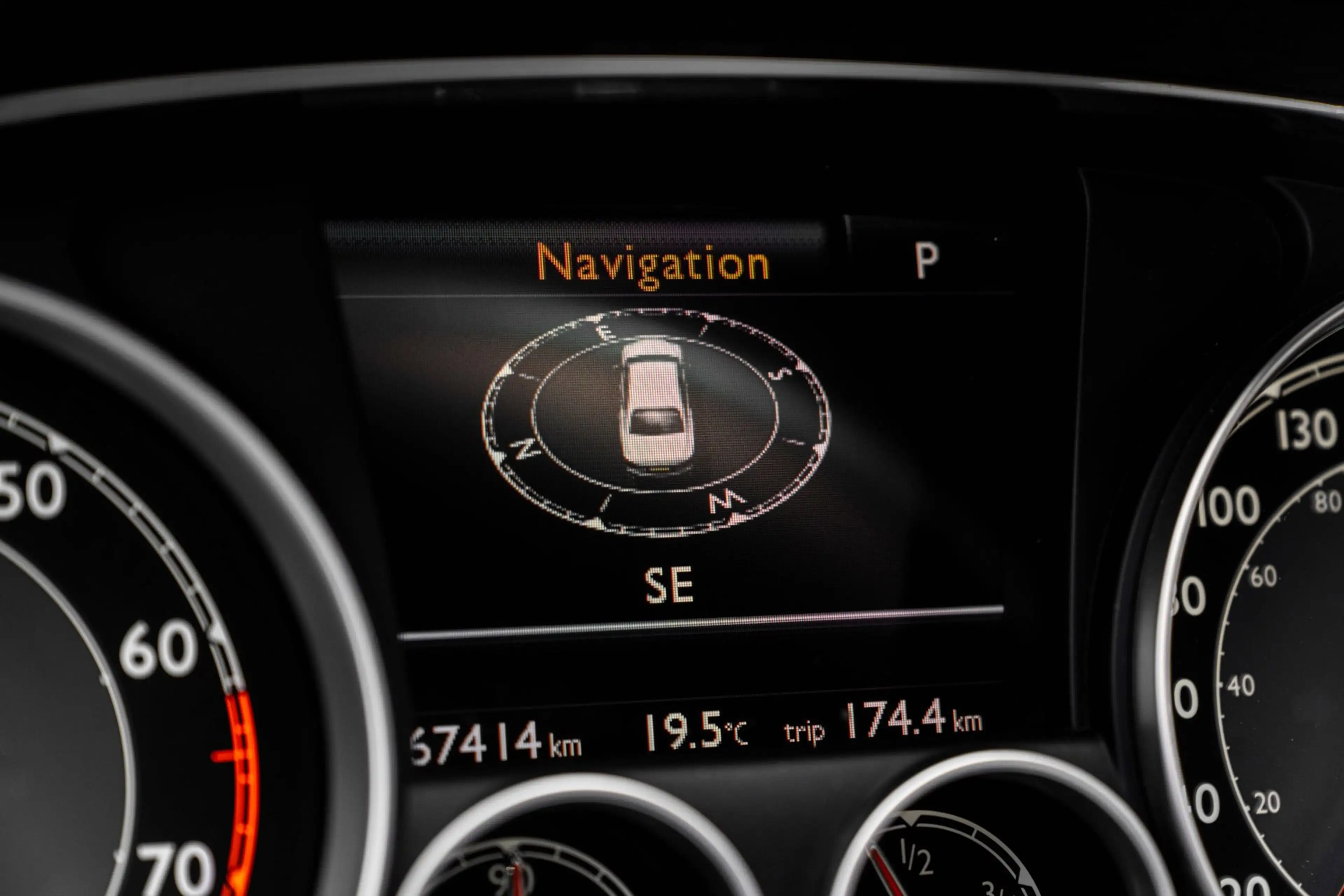 Bentley Flying Spur 4.0 V8 507 PK | Massage | Softclose | Schuifdak | — photo 40