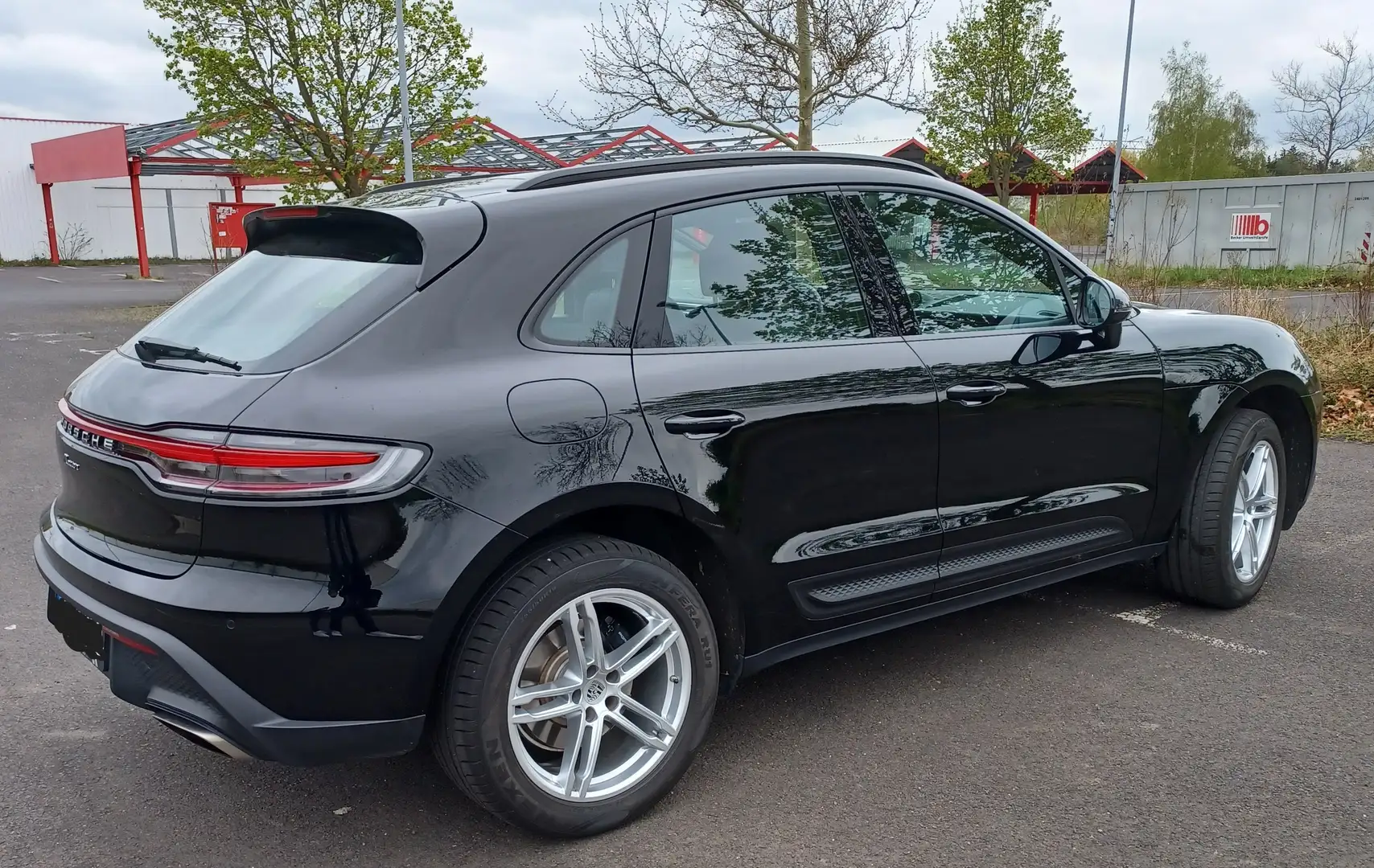 Porsche Macan Navi, Panoramadach Schwarz - 2
