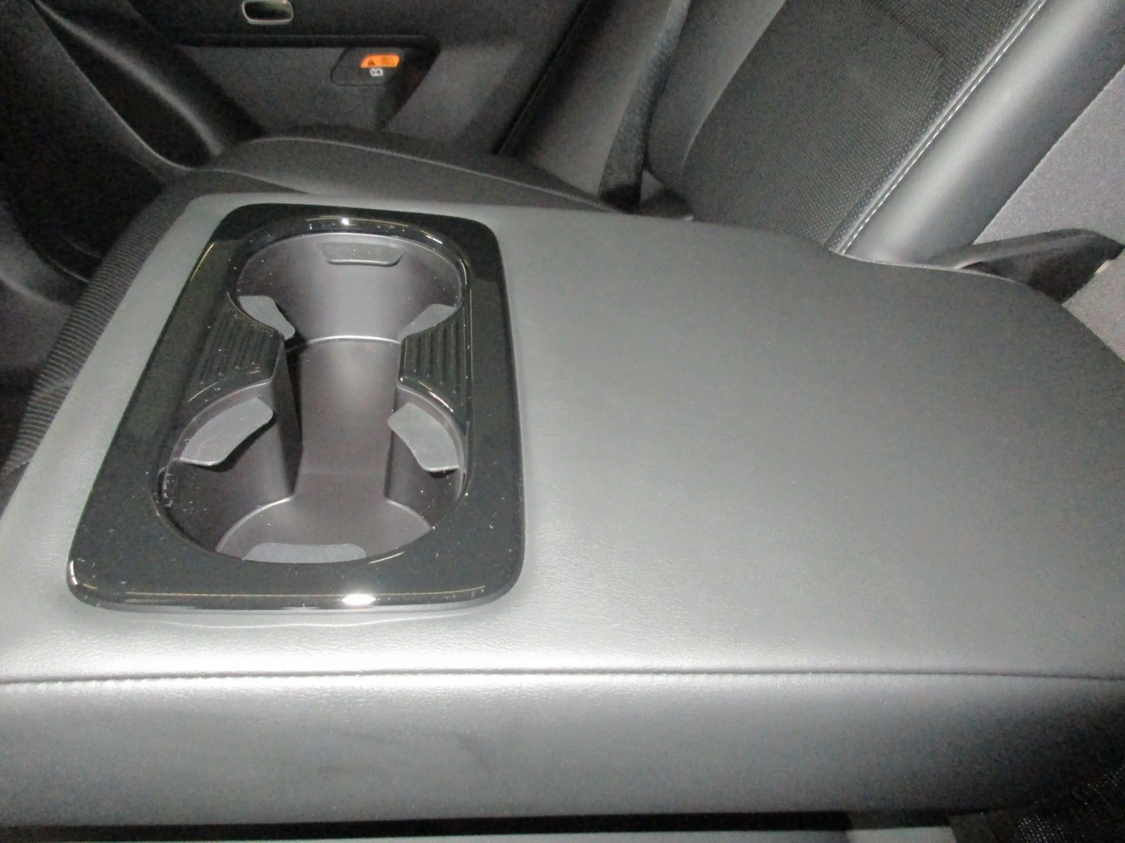 Mazda CX-6e EV Elektro Takumi 21 Zoll/Pano — photo 15