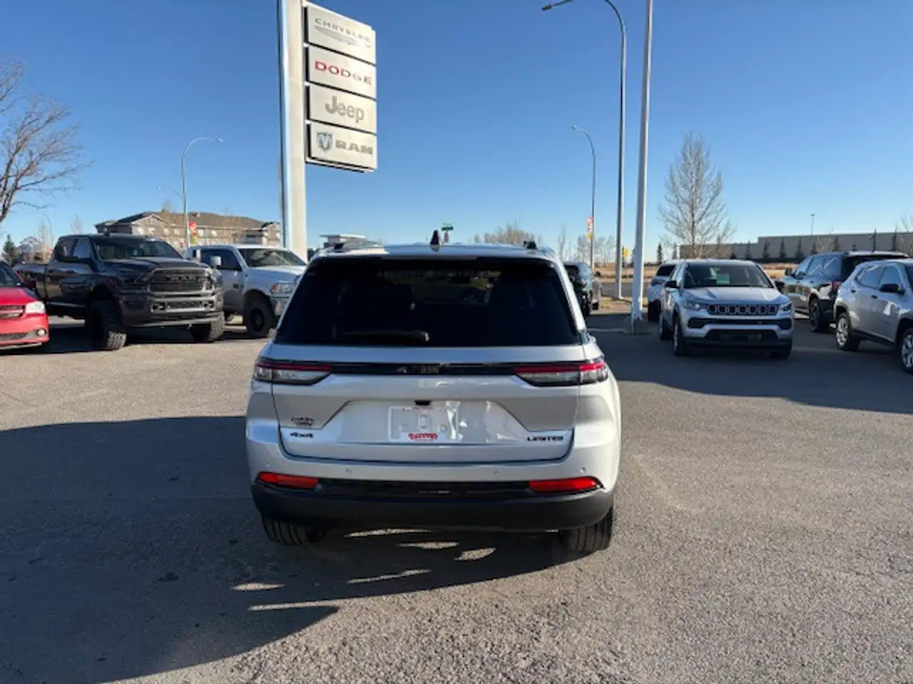 Jeep Grand Cherokee снимка Jeep Grand Cherokee