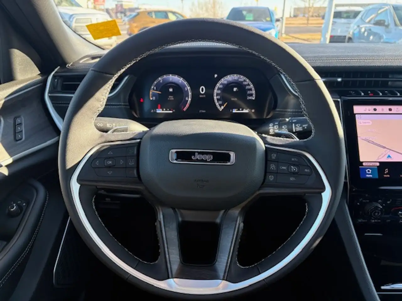 Jeep Grand Cherokee снимка Jeep Grand Cherokee