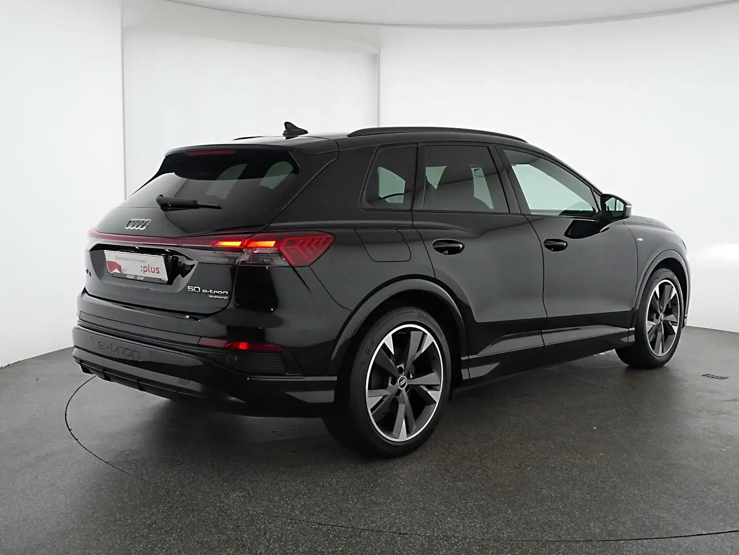 Audi Q4 e-tron 50 quattro AHK/Kamera/20`/ACC/Kamera Noir - 2