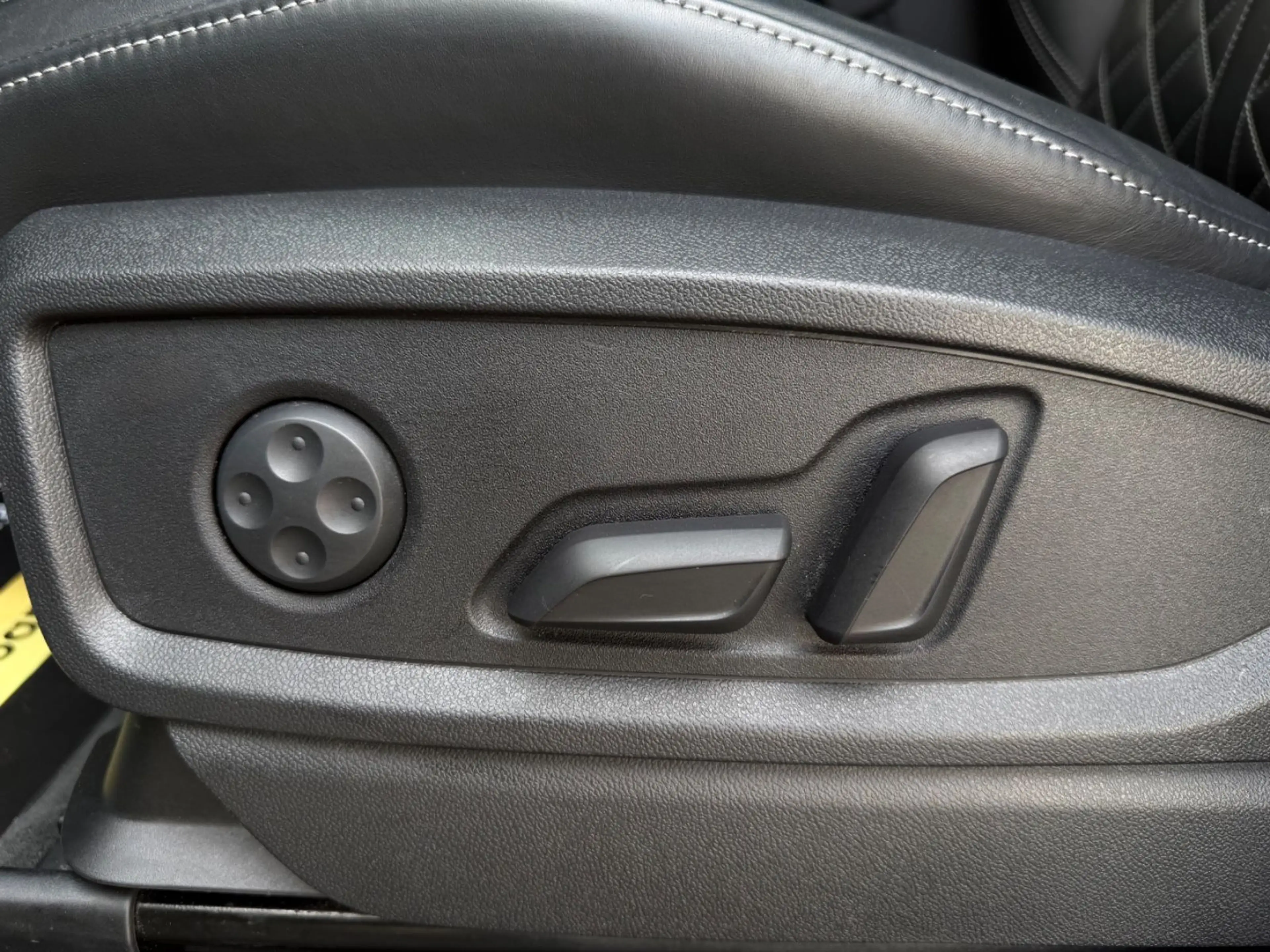 Audi SQ5 3.0 V6 TFSI Quattro S LINE *PANO*HEADUP*360° — photo 12