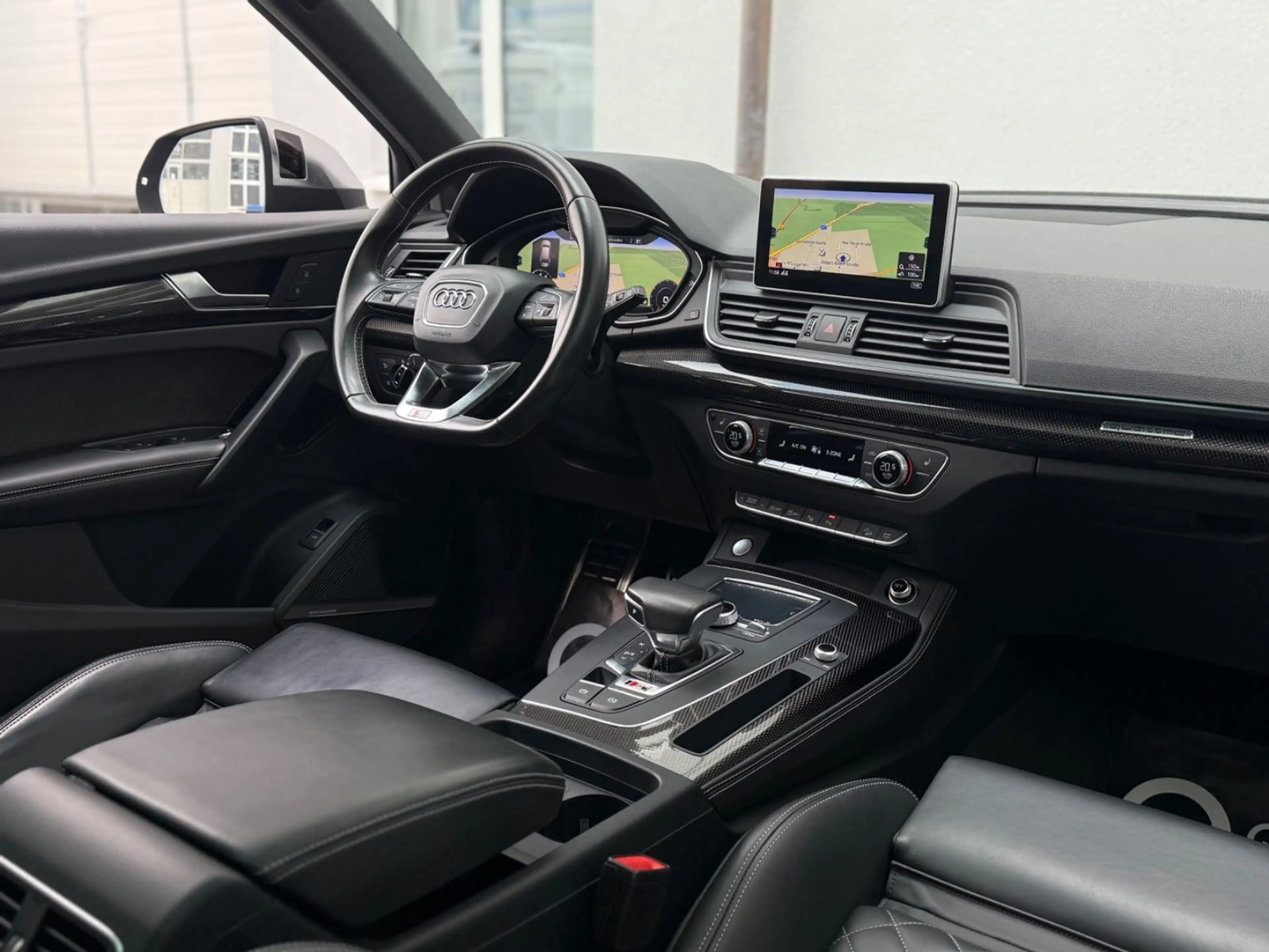 Audi SQ5 3.0 V6 TFSI Quattro S LINE *PANO*HEADUP*360° — photo 8