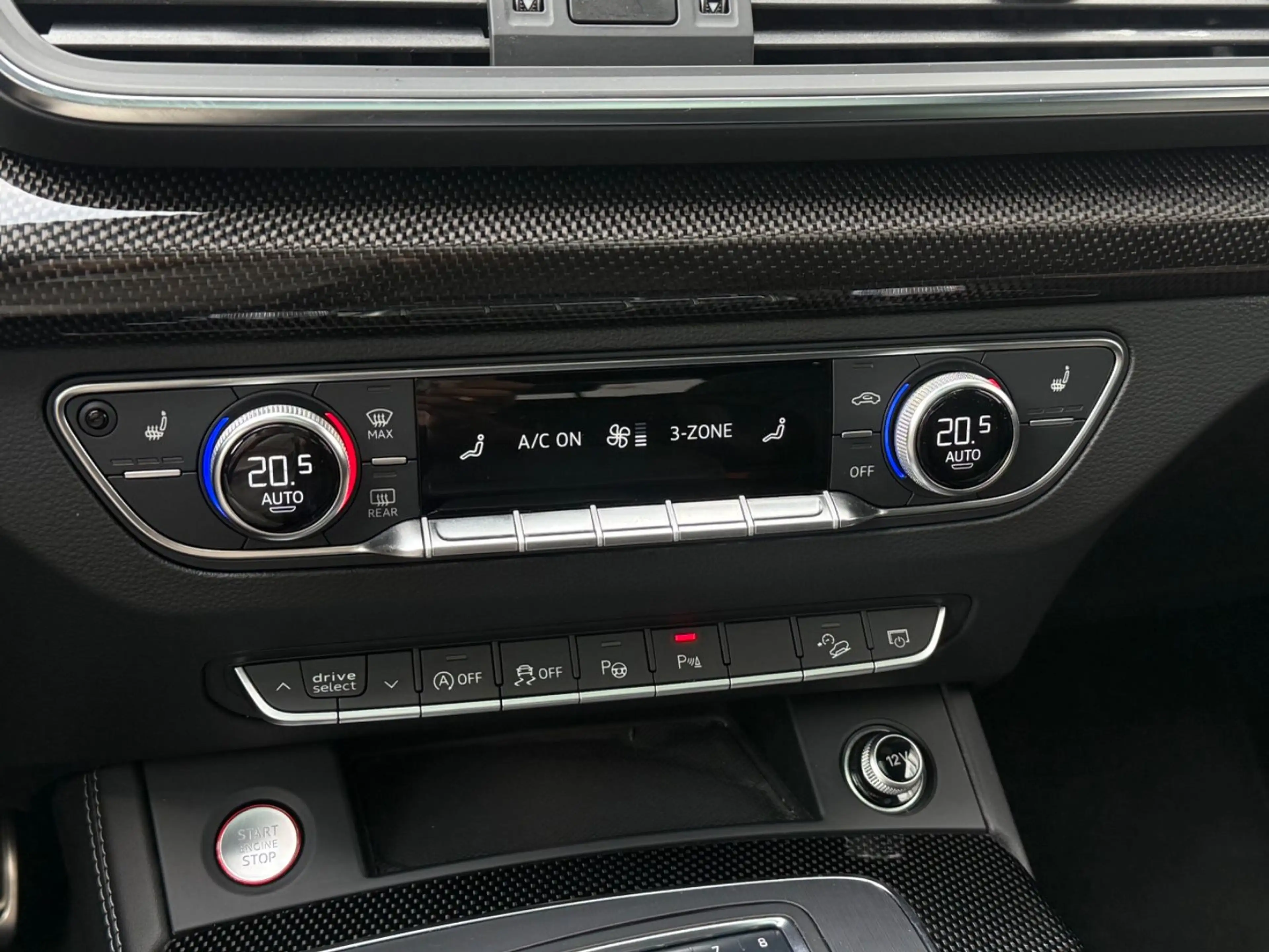 Audi SQ5 3.0 V6 TFSI Quattro S LINE *PANO*HEADUP*360° — photo 10