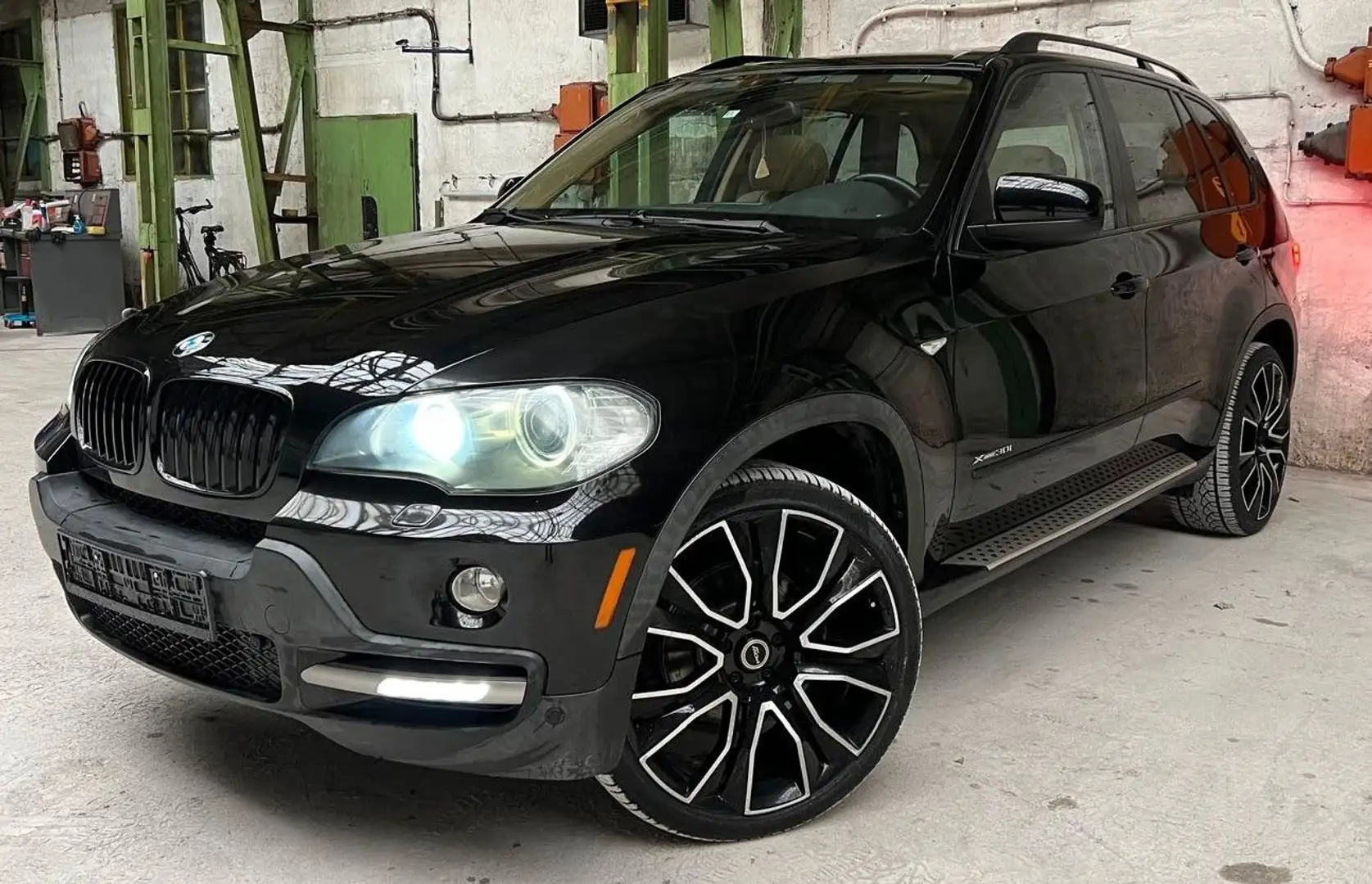 BMW X5 X-Drive 3.0si Leder Xenon Schwarz - 1