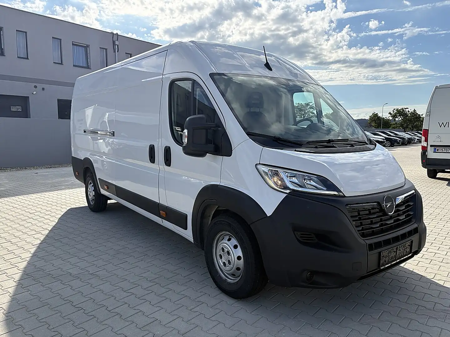 Opel Movano L4H2 2.2 BlueHDi 140 S&S Cargo Edition 3... Weiß - 2