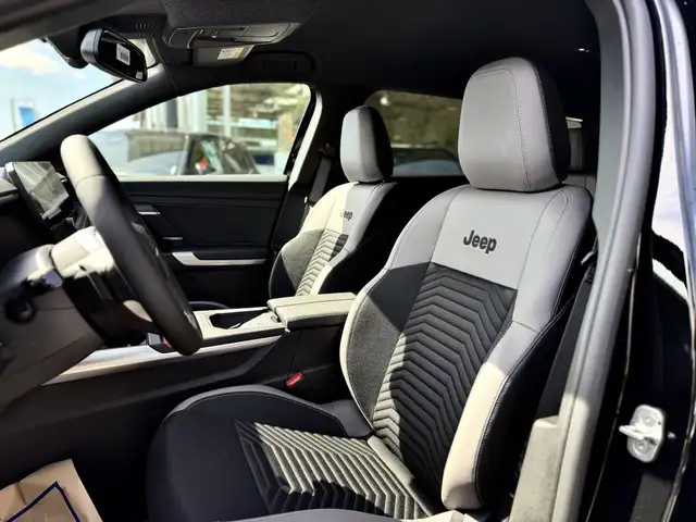 Jeep Compass view 15