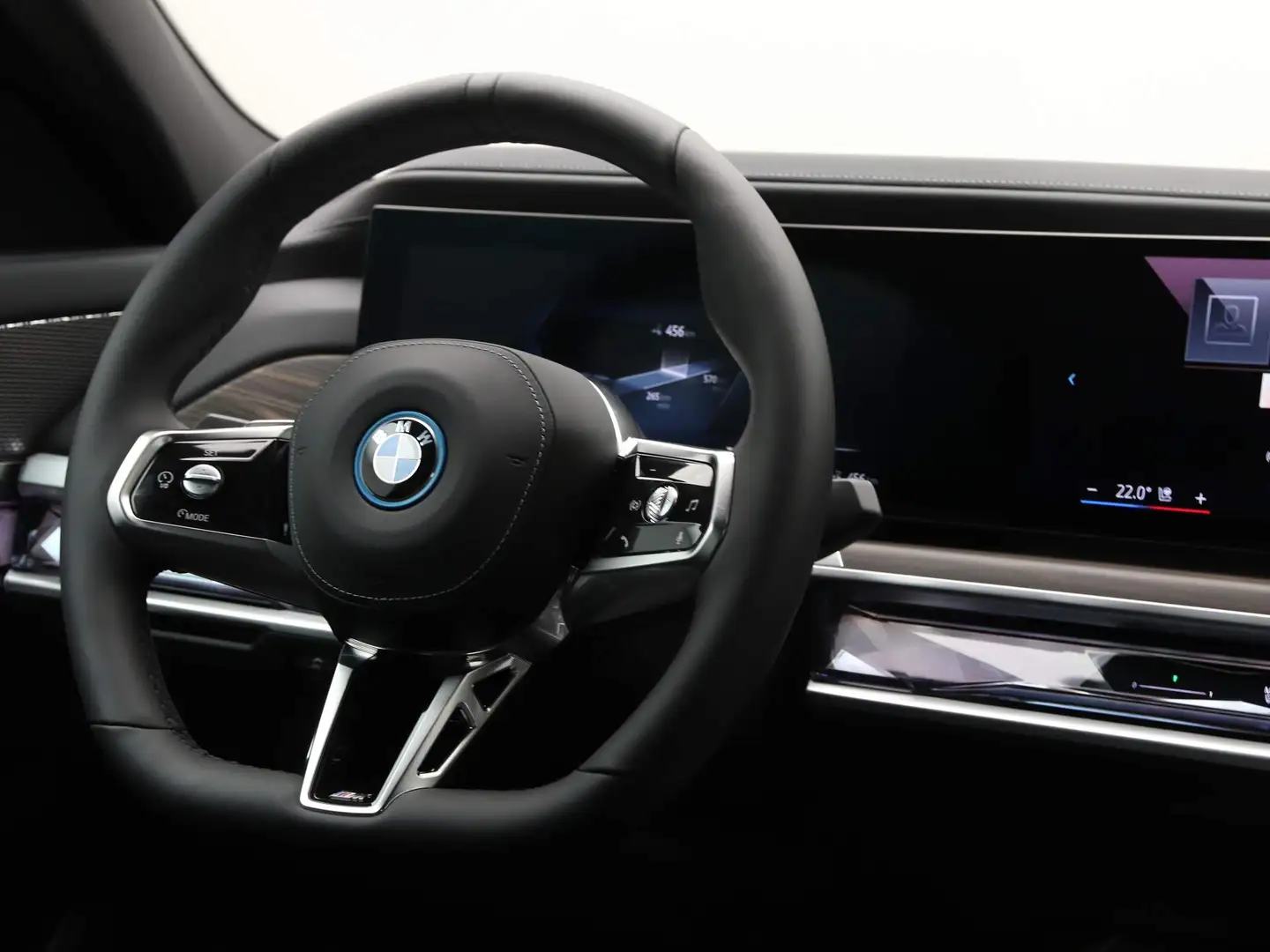 BMW i7 eDrive50 106 kWh M Sport Černá - 2