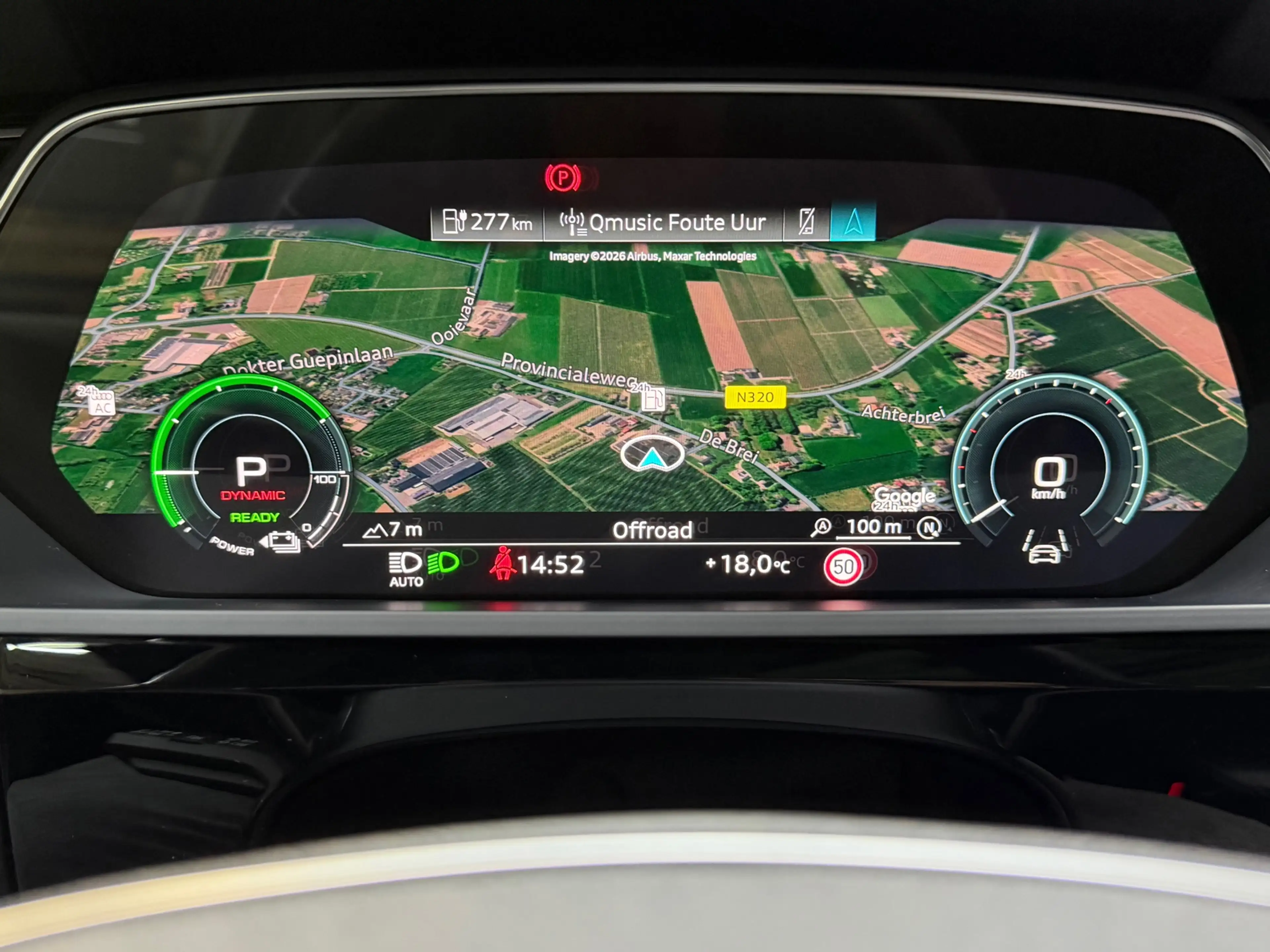 Audi Q8 e-tron SQ8 50 quattro S Edition 95 kWh,21"LM, Pano, Adapt — photo 16