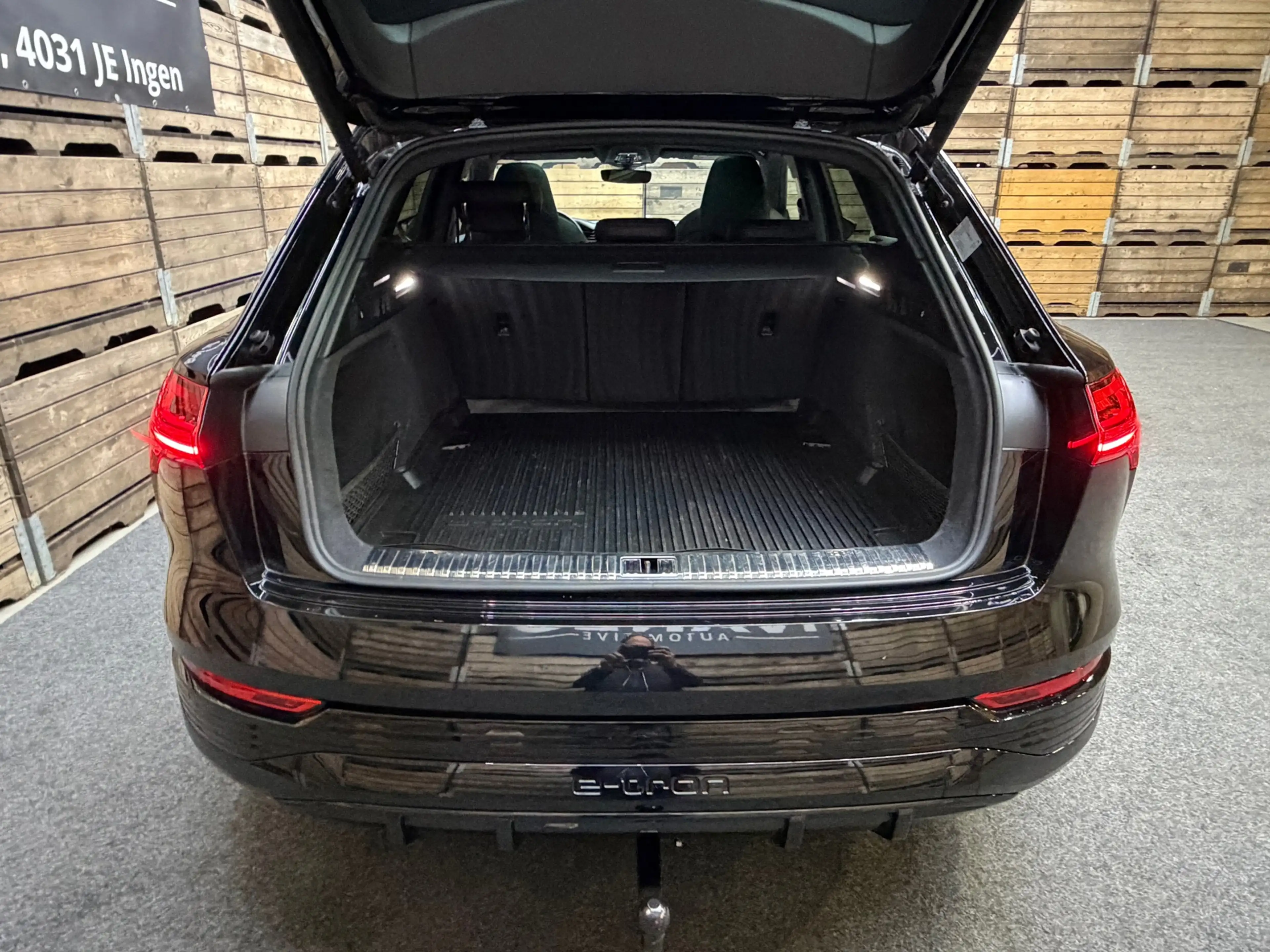 Audi Q8 e-tron SQ8 50 quattro S Edition 95 kWh,21"LM, Pano, Adapt — photo 26