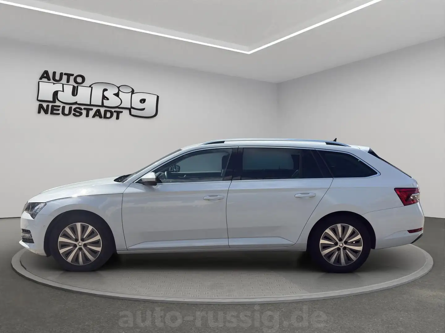 Skoda Superb Combi Style 2.0 TDI,NAVI,ACC,LED,1.Hand Weiß - 2