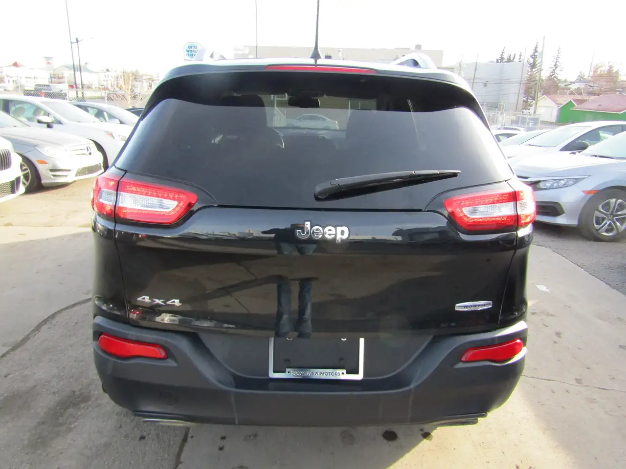 Jeep Cherokee снимка Jeep Cherokee