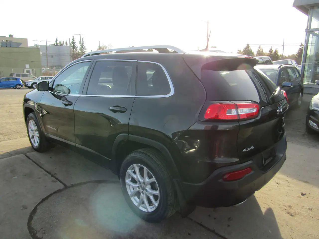 Jeep Cherokee снимка Jeep Cherokee