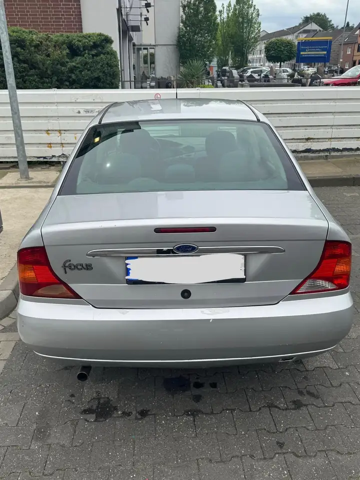 Ford Focus Ghia, foto 3