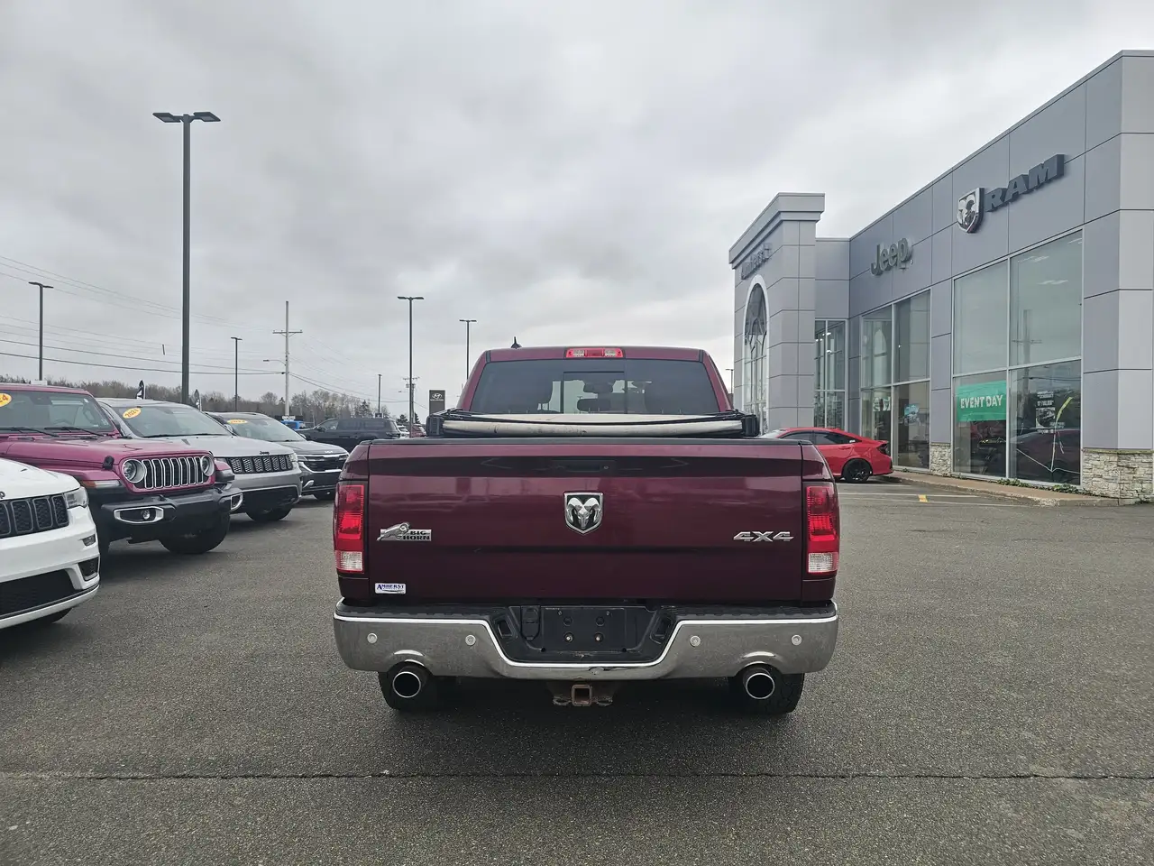 RAM 1500 снимка RAM 1500