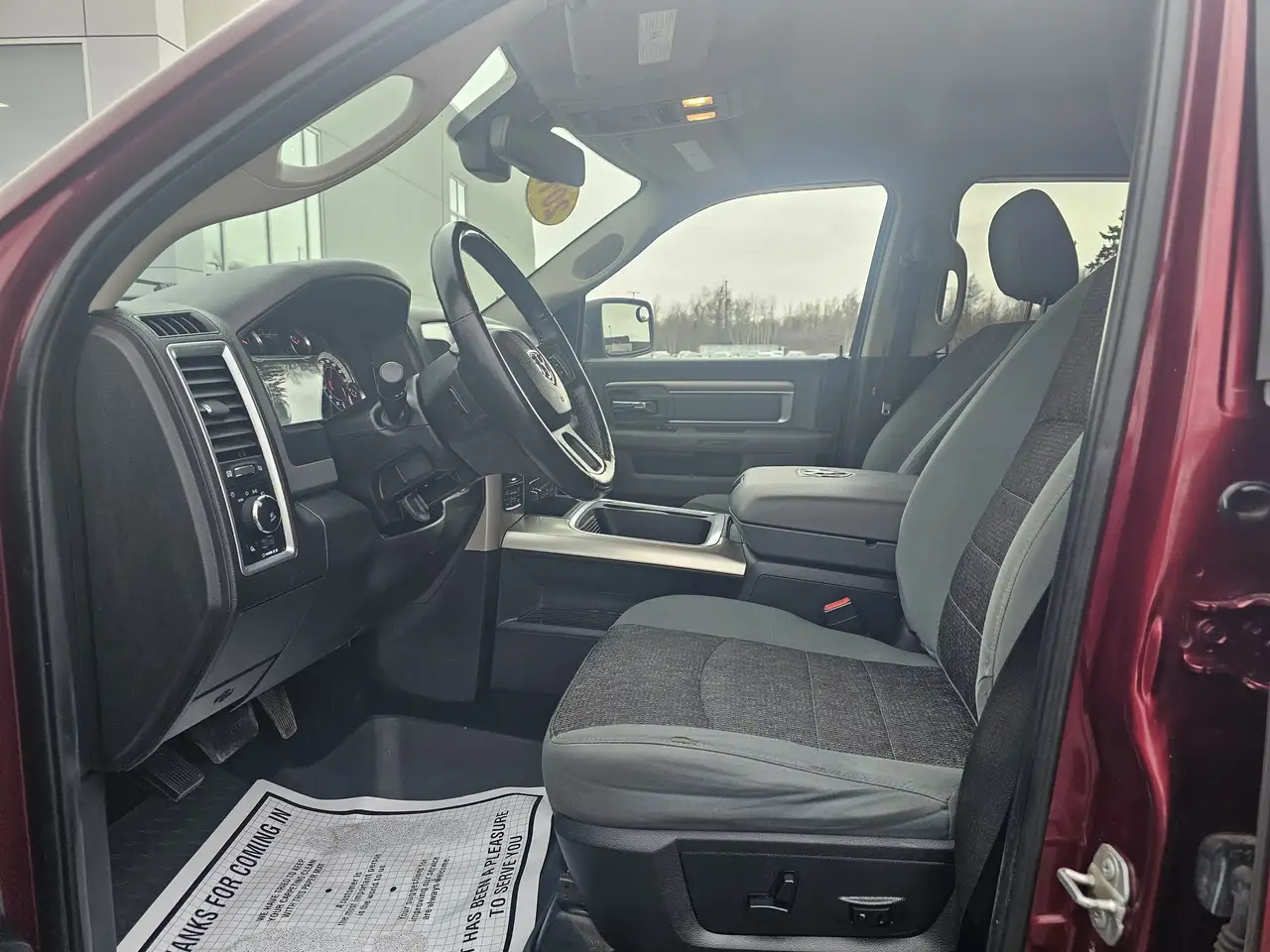 RAM 1500 снимка RAM 1500