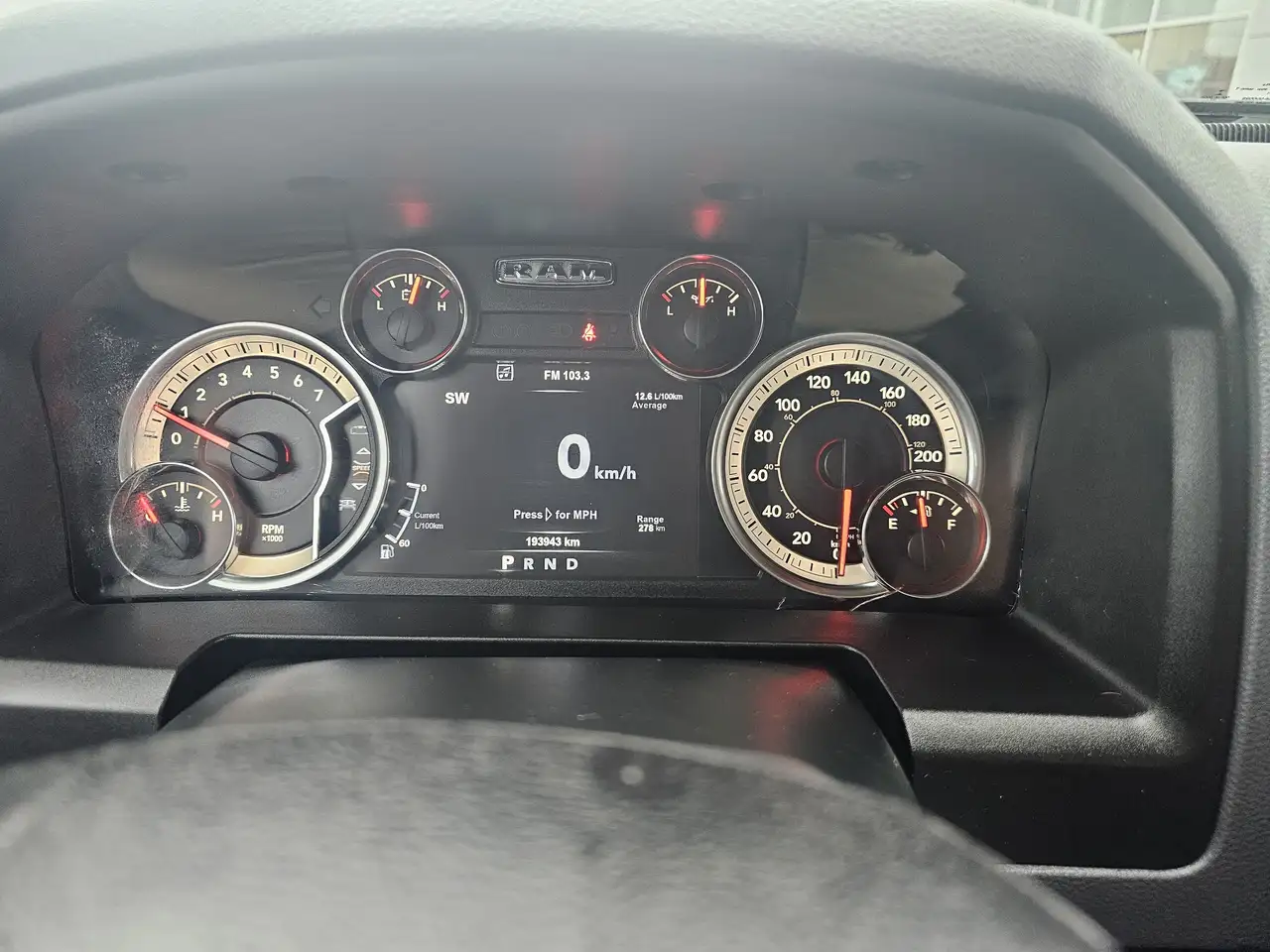RAM 1500 снимка RAM 1500