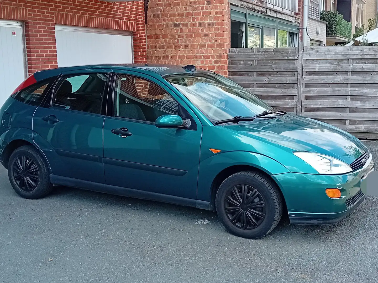 Ford Focus 1.6i SE 16v Trend Vert - 1