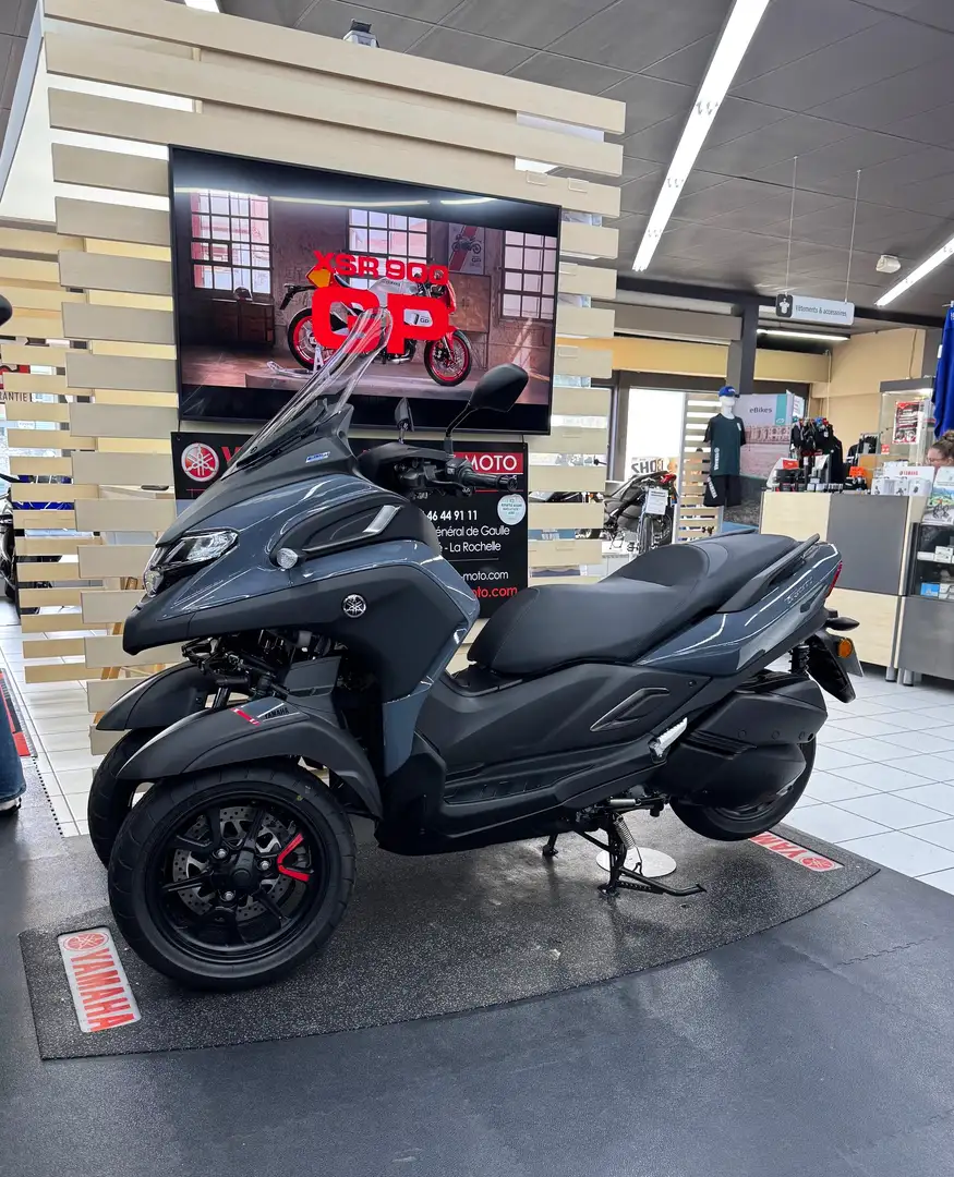 Yamaha TriCity Gris - 2